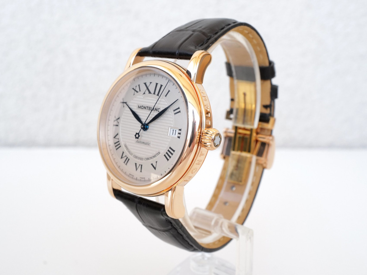 Швейцарские часы Montblanc Star Collection XXL 18K Rose Gold 40