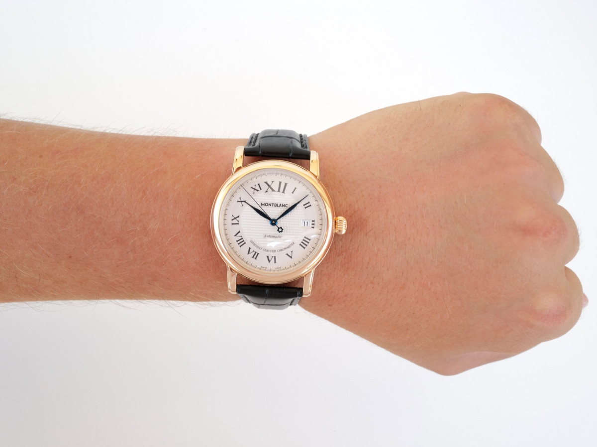 Швейцарские часы Montblanc Star Collection XXL 18K Rose Gold 40