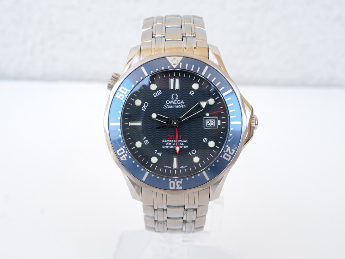 Швейцарские часы Omega Seamaster Diver 300M GMT 41
