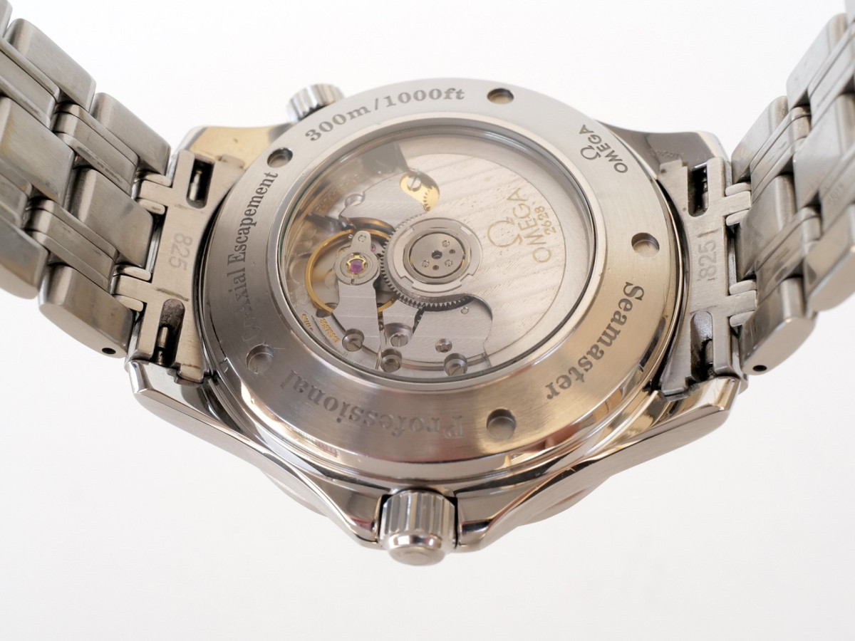 Швейцарские часы Omega Seamaster Diver 300M GMT 41