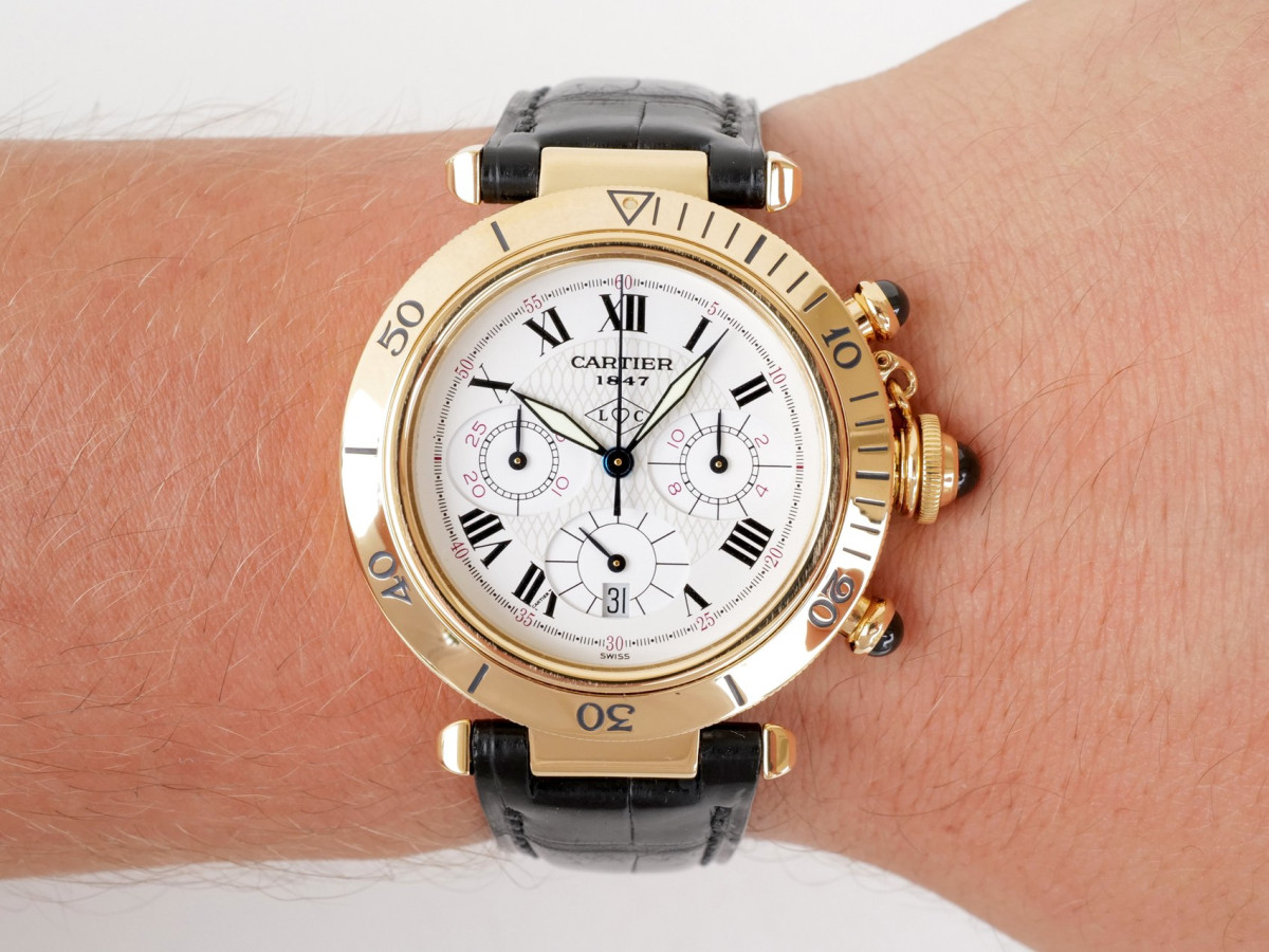 Швейцарские часы Cartier Pasha 18K Yellow Gold Chronograph Anniversary Dial 38