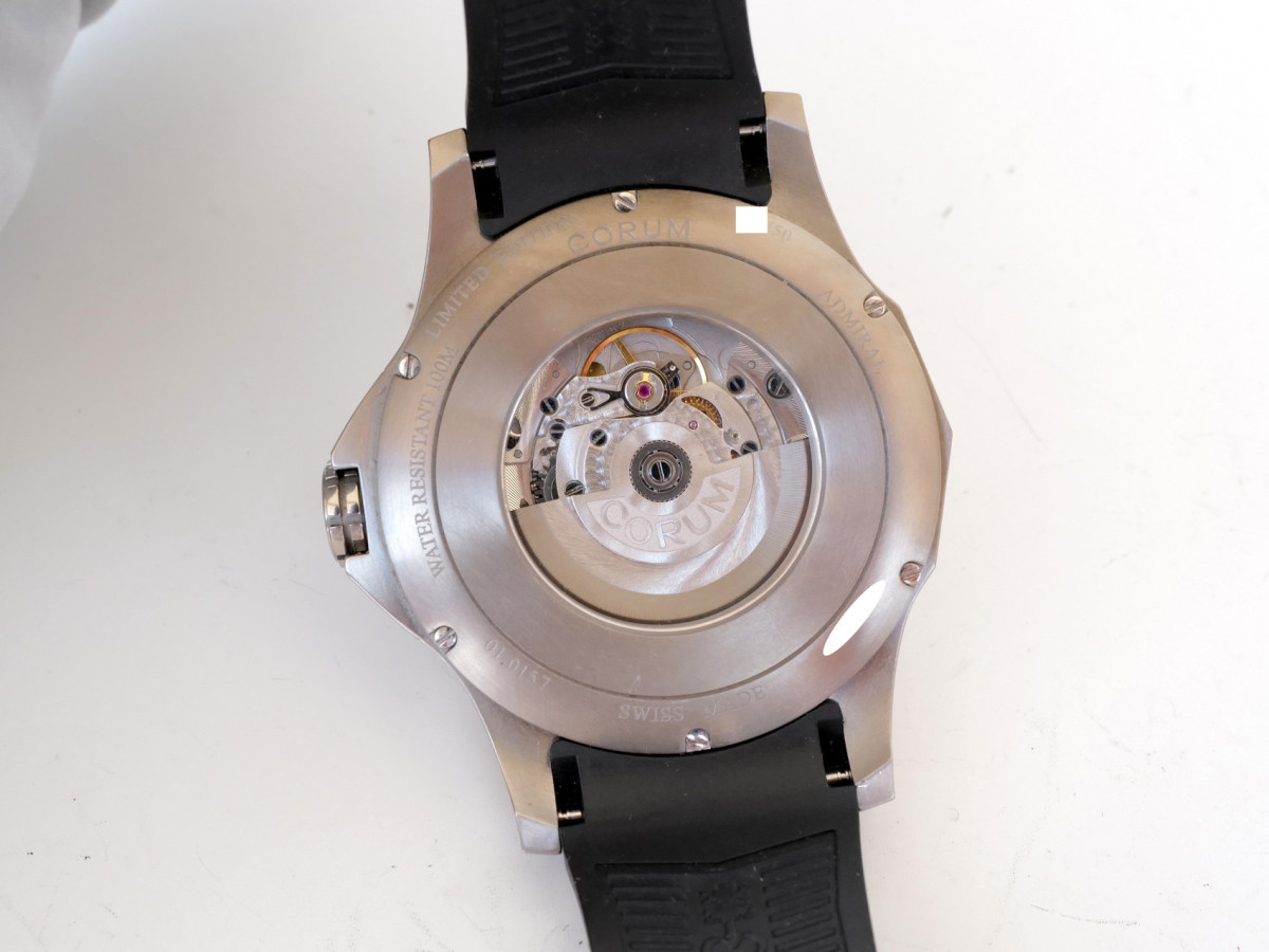 Швейцарський годинник Corum Admiral Racer Series Titanium Limited Edition of 50