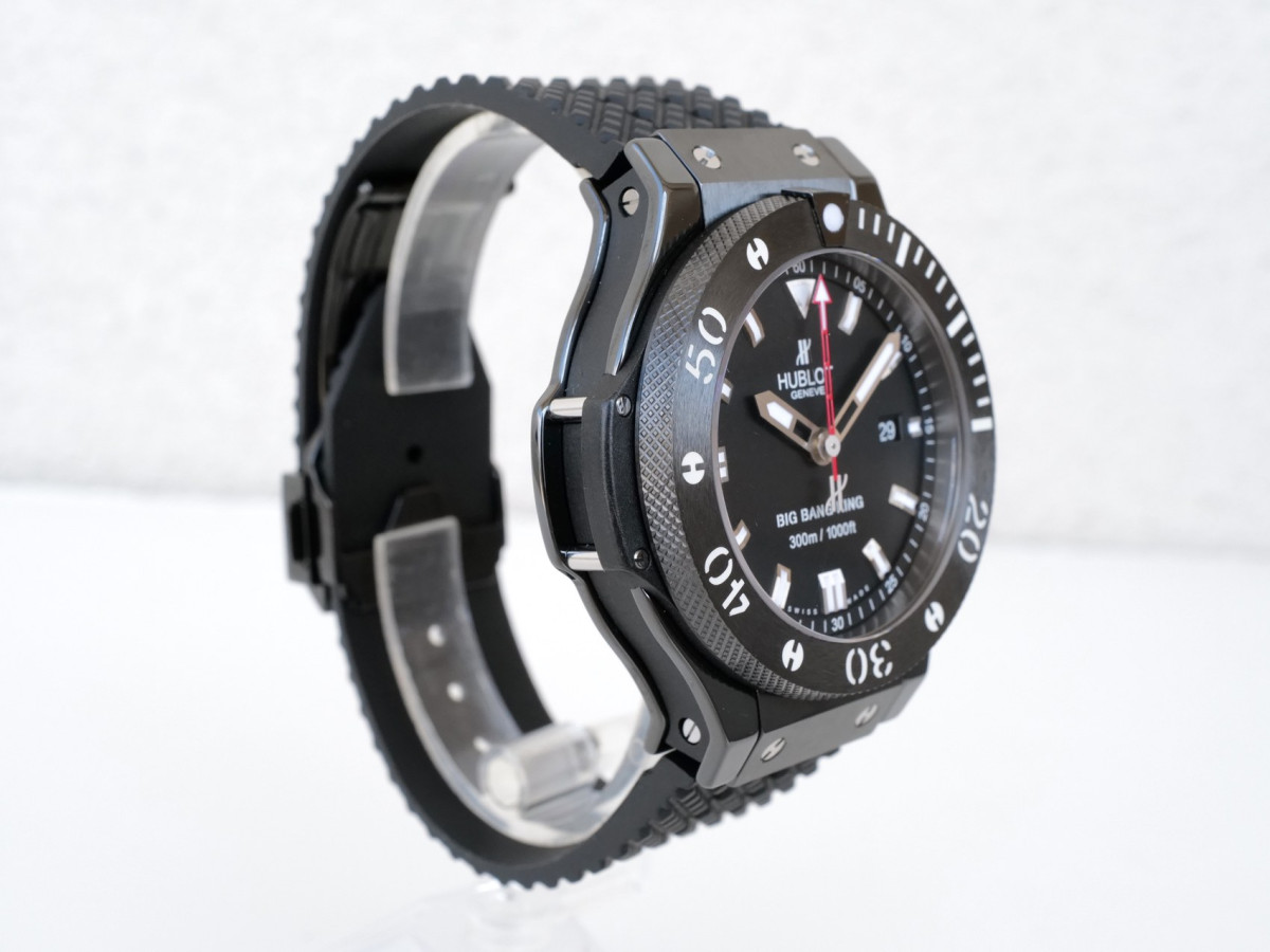 Швейцарський годинник Hublot Big Bang Black Magic 44