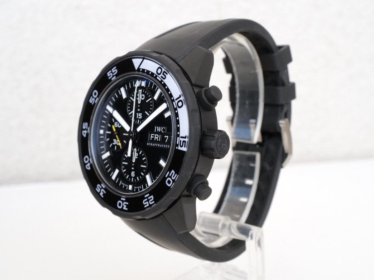 Швейцарские часы IWC Aquatimer Chronograph Edition Galapagos Islands 44