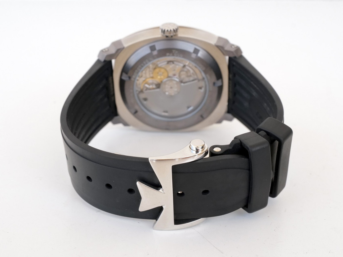 Швейцарские часы Vacheron Constantin Quai De L'Ile Date Limited Edition of 100 Numbered 1