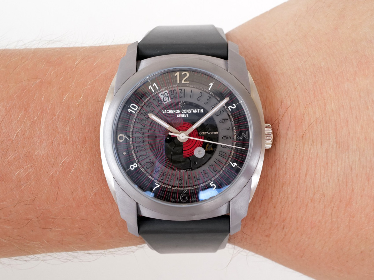 Швейцарские часы Vacheron Constantin Quai De L'Ile Date Limited Edition of 100 Numbered 1