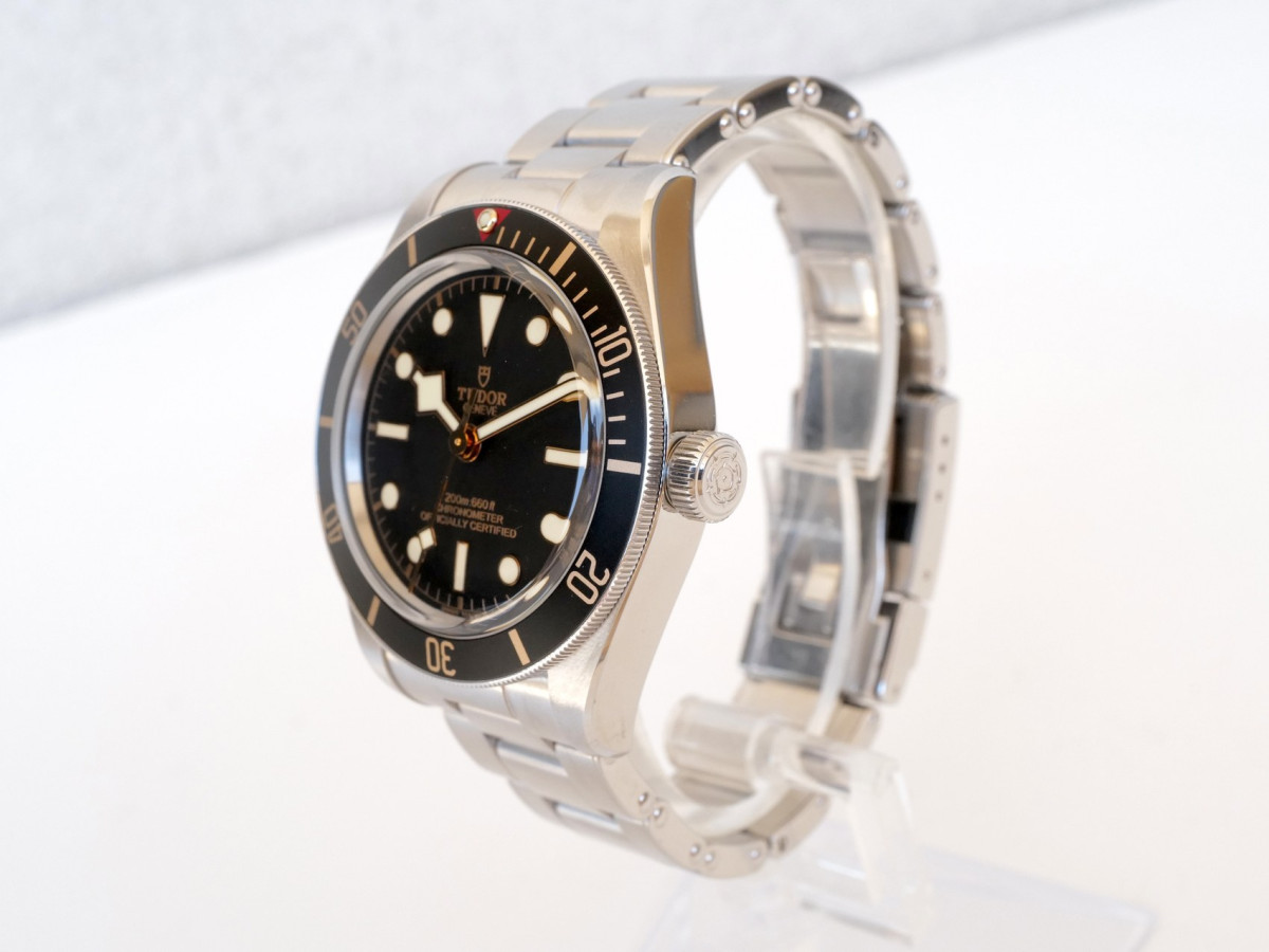 Швейцарские часы Tudor Black Bay 58