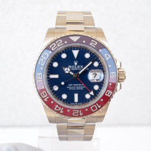 Швейцарський годинник Rolex GMT-Master II Pepsi 18K White Gold Blue Dial 40