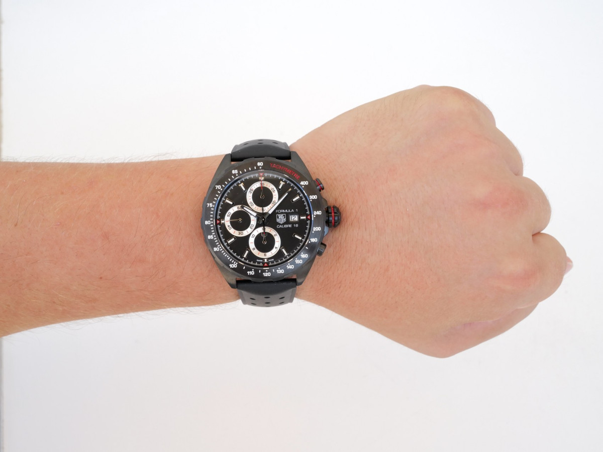 Швейцарський годинник TAG Heuer Formula 1 Calibre 16 PVD Steel 44