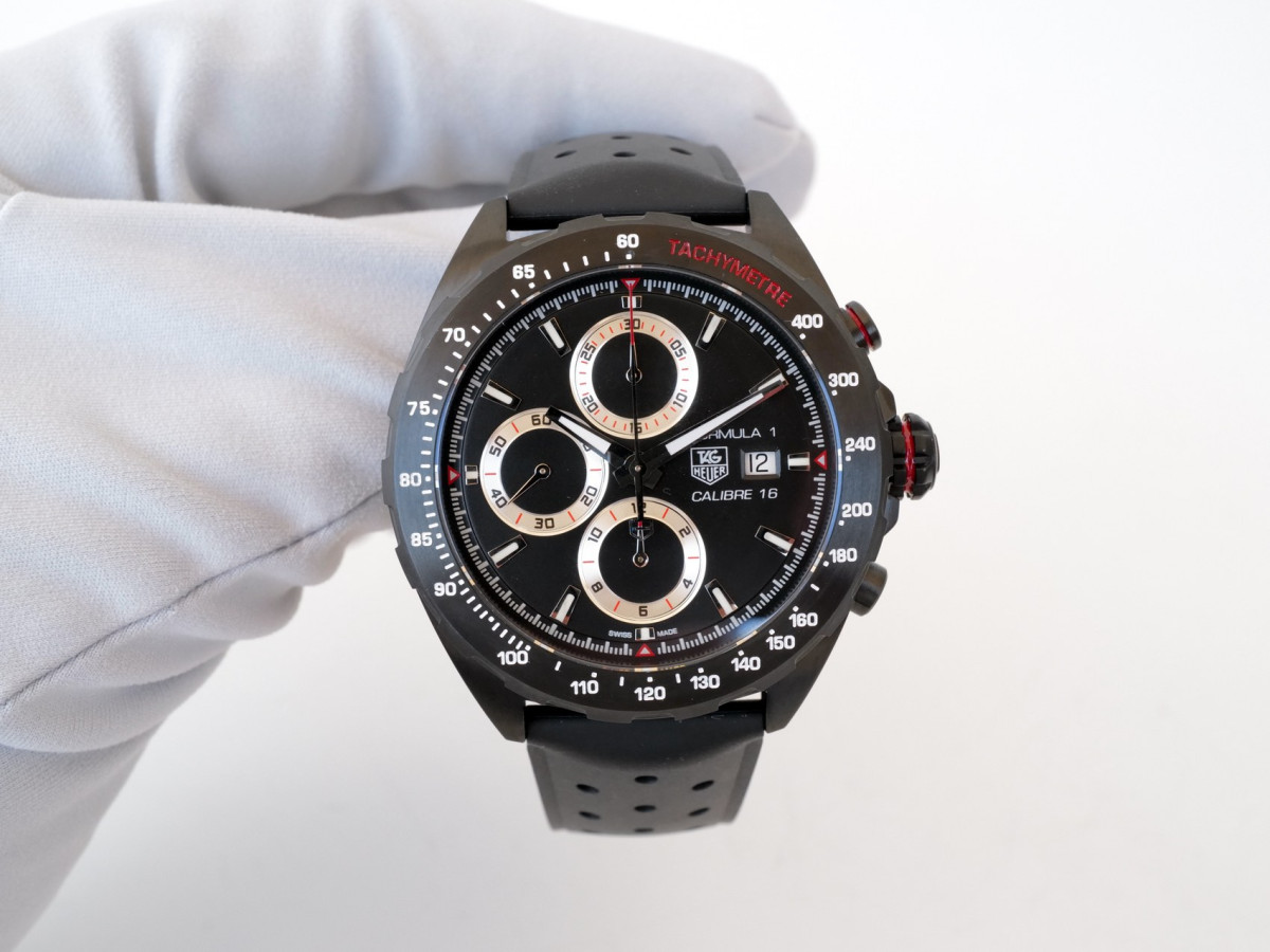 Швейцарський годинник TAG Heuer Formula 1 Calibre 16 PVD Steel 44