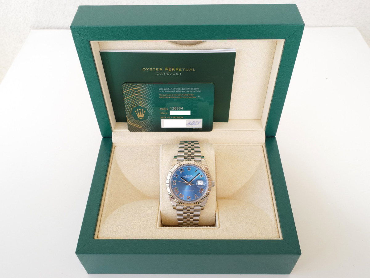 Швейцарський годинник Rolex Datejust 41 Blue Roman Dial Jubilee