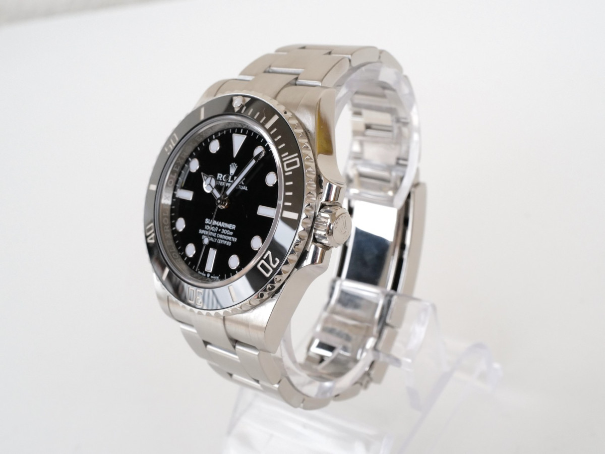 Швейцарський годинник Rolex Submariner No Date 41 (2021)