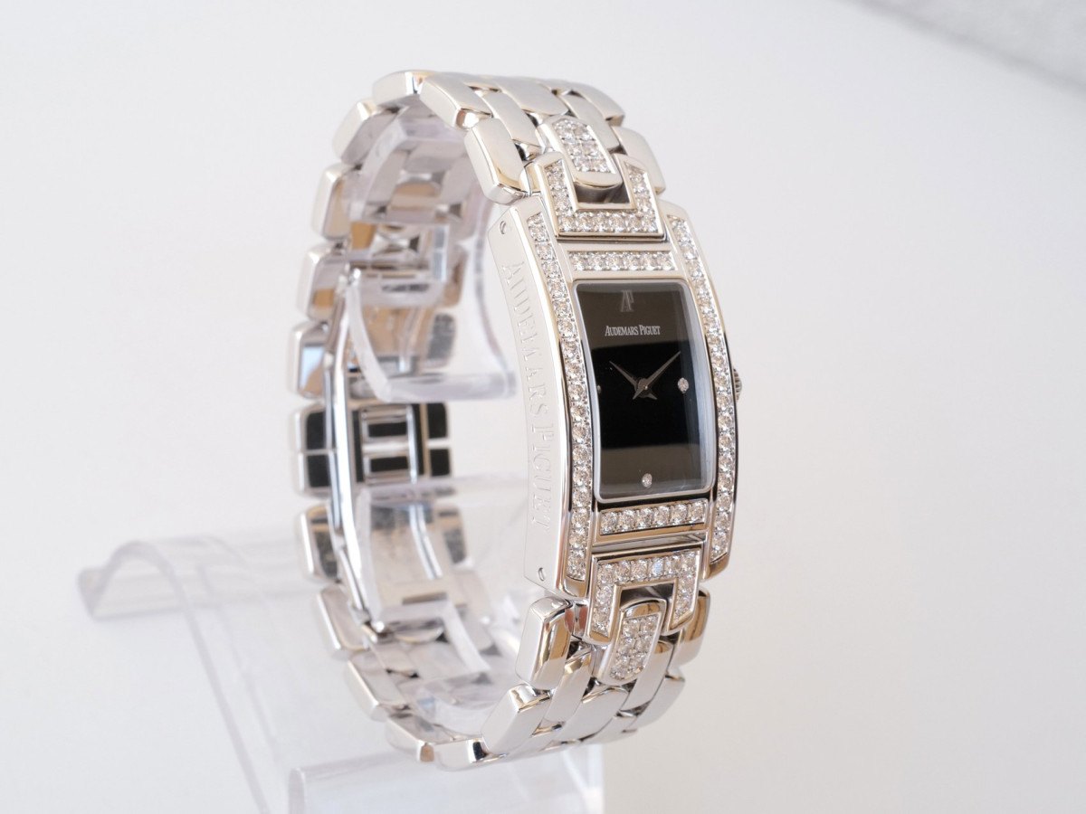 Швейцарские часы Audemars Piguet Promesse Black Dial Diamonds 18K White Gold