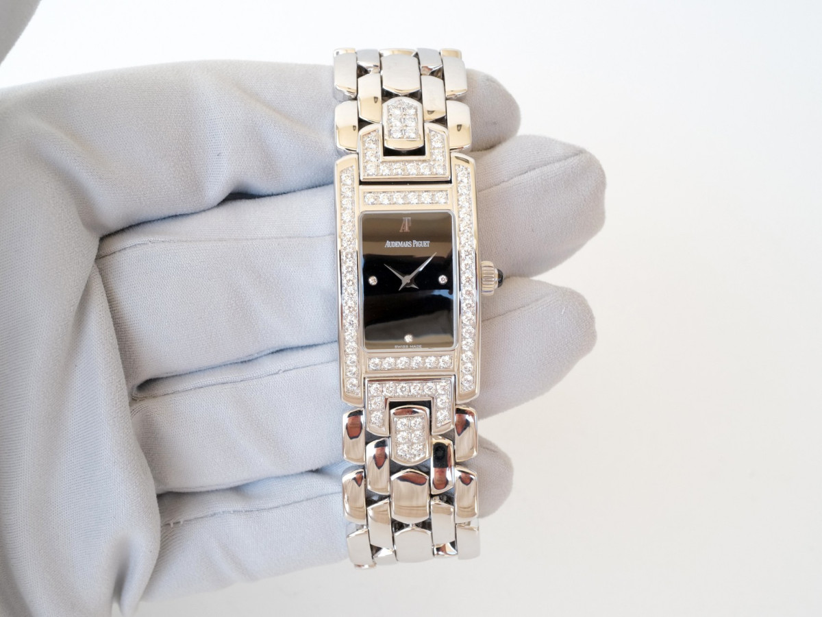 Швейцарские часы Audemars Piguet Promesse Black Dial Diamonds 18K White Gold