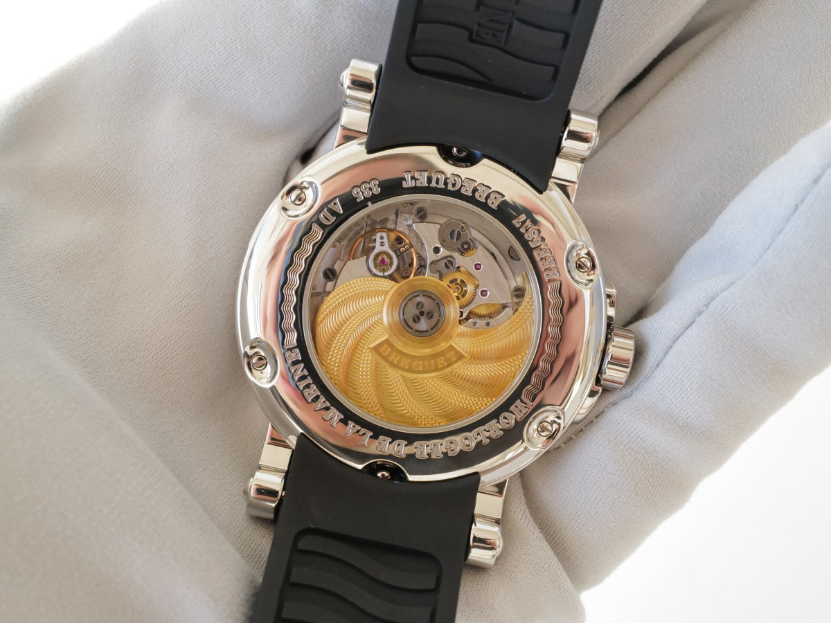 Швейцарський годинник Breguet Marine Big Date Black Dial