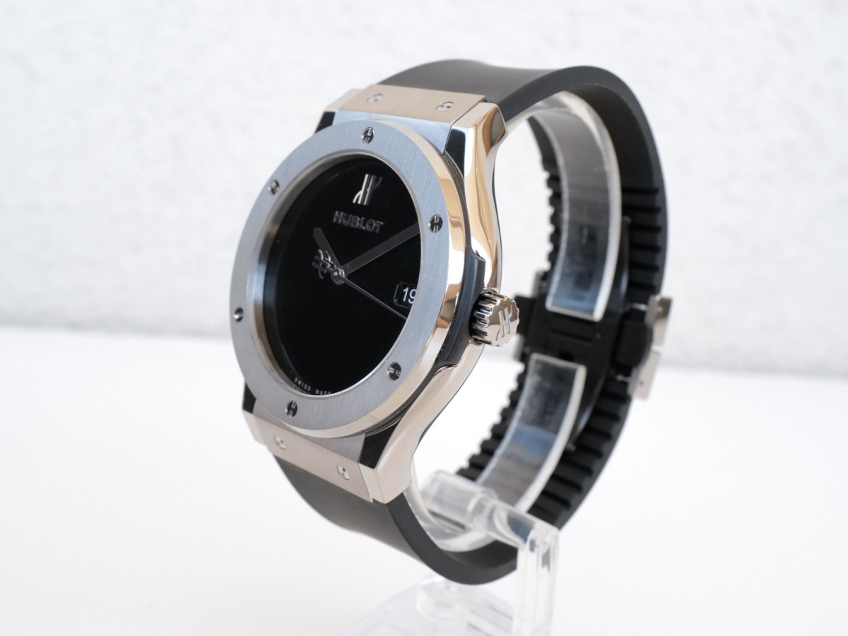 Швейцарские часы Hublot Classic Fusion 40 Years Anniversary Titanium 45 Limited edition of 200