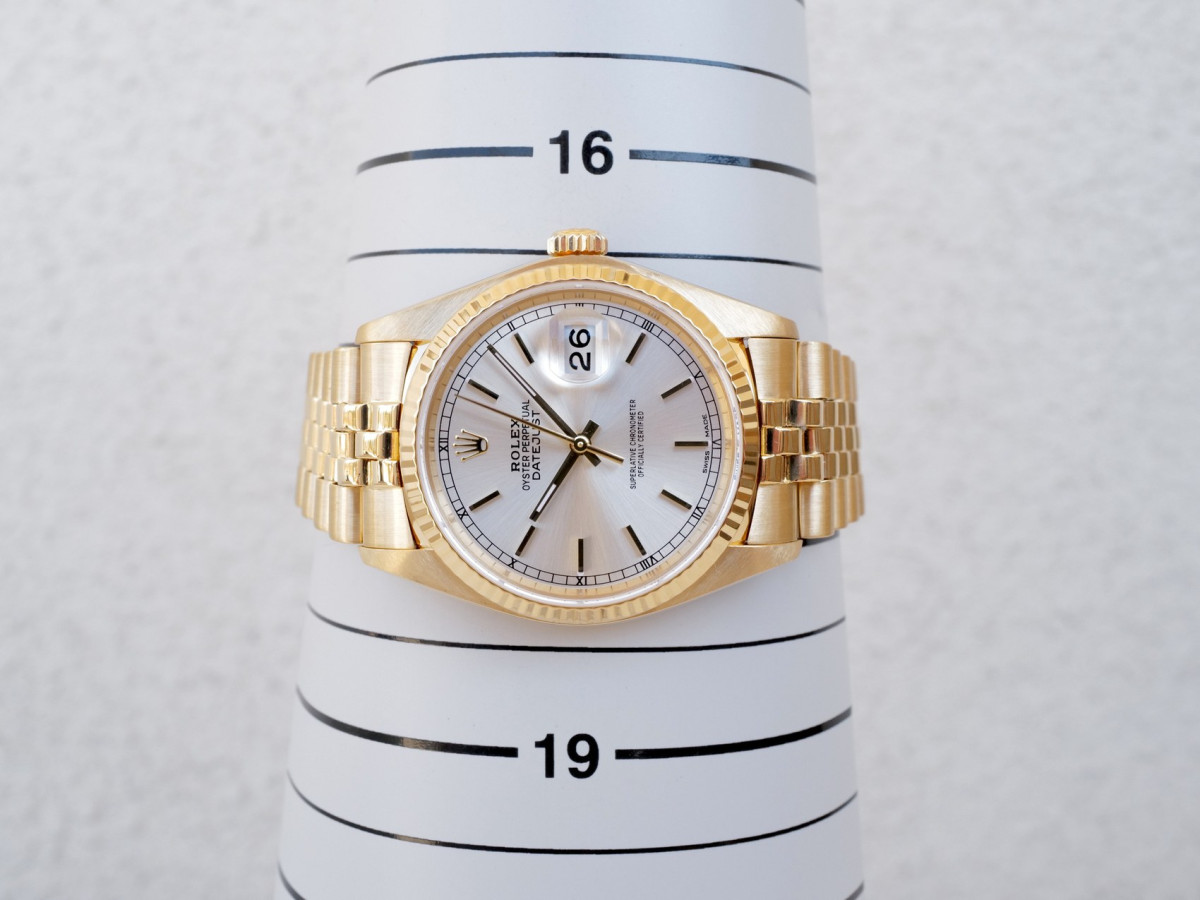Швейцарський годинник Rolex Datejust 36 Jubilee 18K Yellow Gold Silver Dial