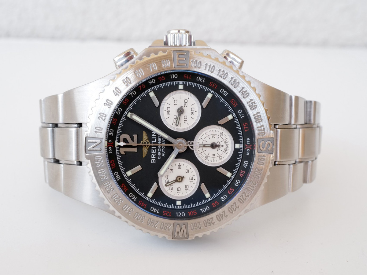 Швейцарський годинник Breitling Hercules Black Dial 45