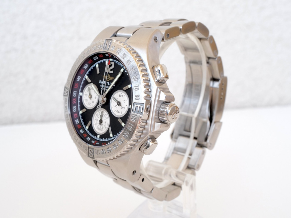 Швейцарський годинник Breitling Hercules Black Dial 45