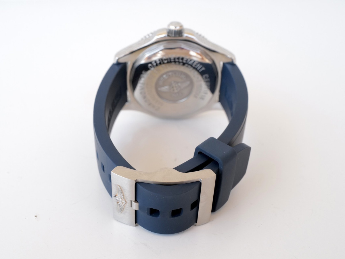 Швейцарський годинник Breitling Superocean 42