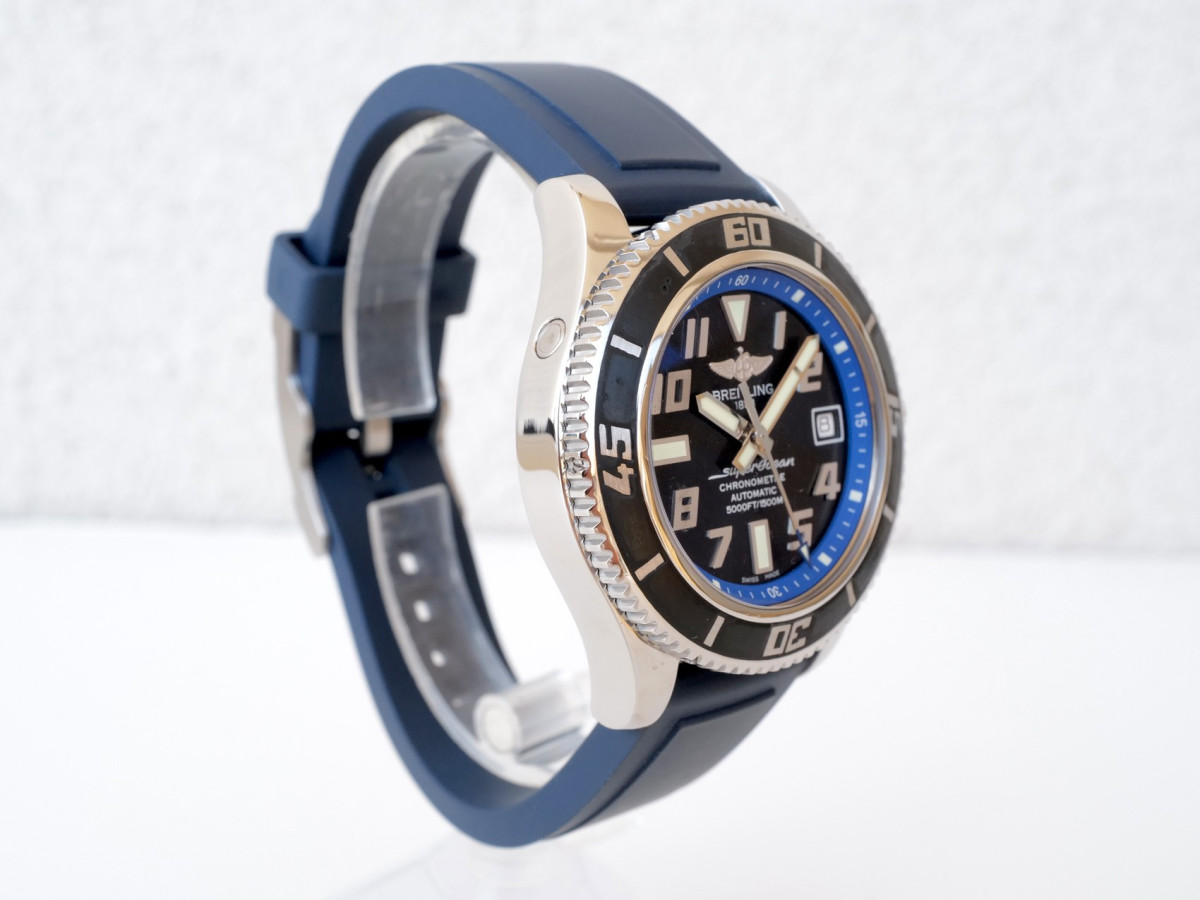 Швейцарський годинник Breitling Superocean 42