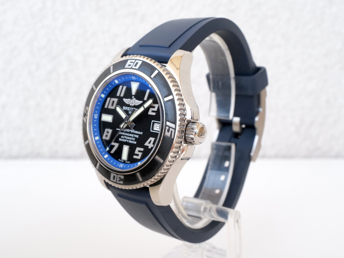 Швейцарський годинник Breitling Superocean 42