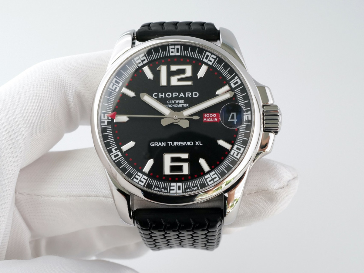 Швейцарские часы Chopard Mille Miglia Gran Turismo XL 44