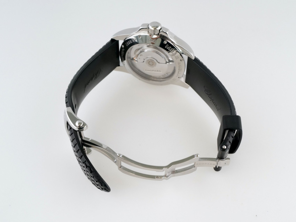 Швейцарские часы Chopard Mille Miglia Gran Turismo XL 44