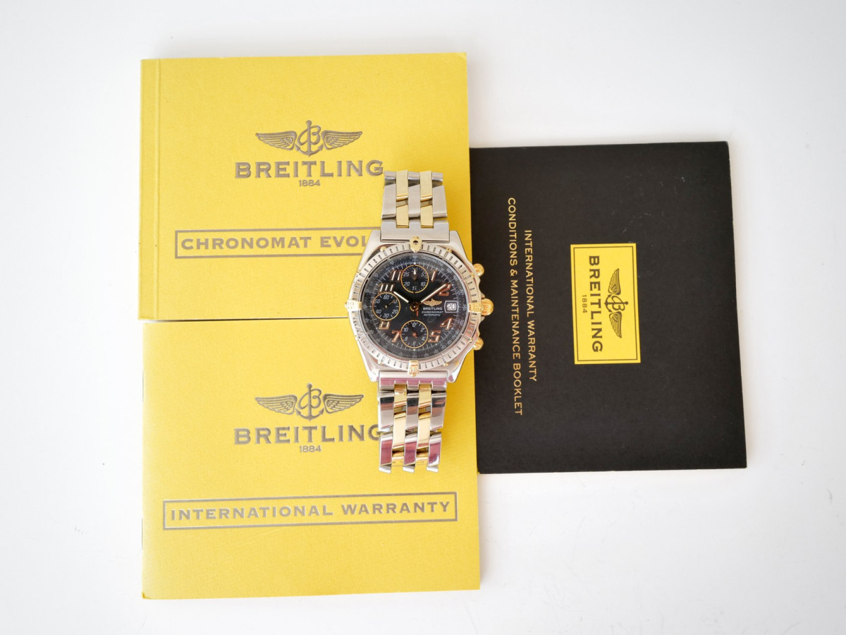 Швейцарський годинник Breitling Chronomat Chronograph Steel Gold 39