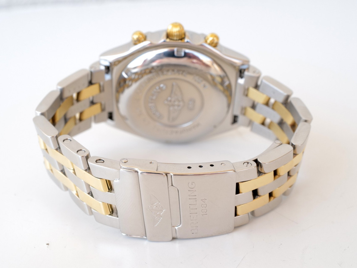 Швейцарський годинник Breitling Chronomat Chronograph Steel Gold 39