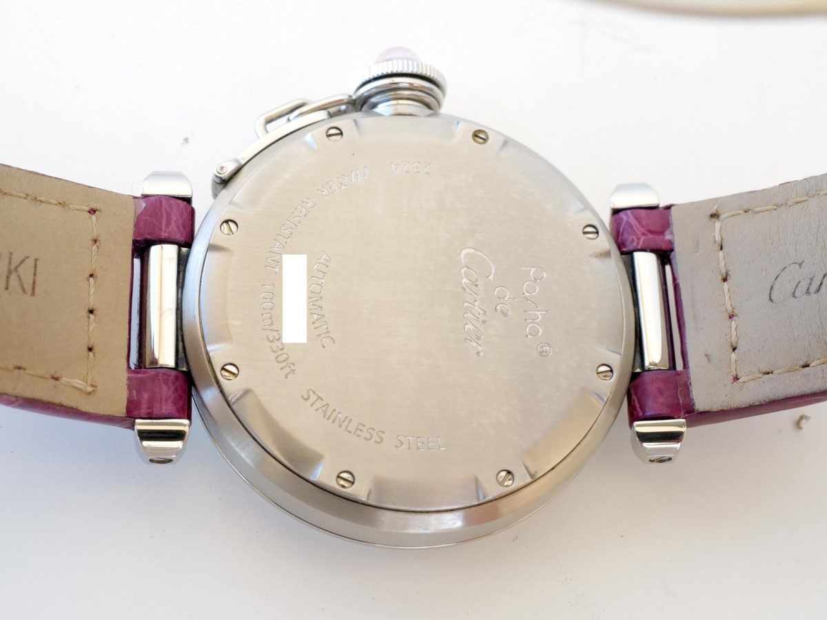 Швейцарський годинник Cartier Pasha C Christmas Limited Edition Raspberry Dial 35