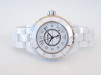 Швейцарские часы Chanel J12 Quartz White Ceramic Diamond Dial 33