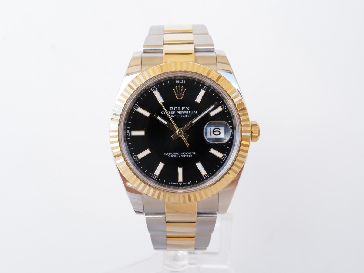 Швейцарський годинник Rolex Datejust 41 Oyster Steel 18K Yellow Gold Black Dial