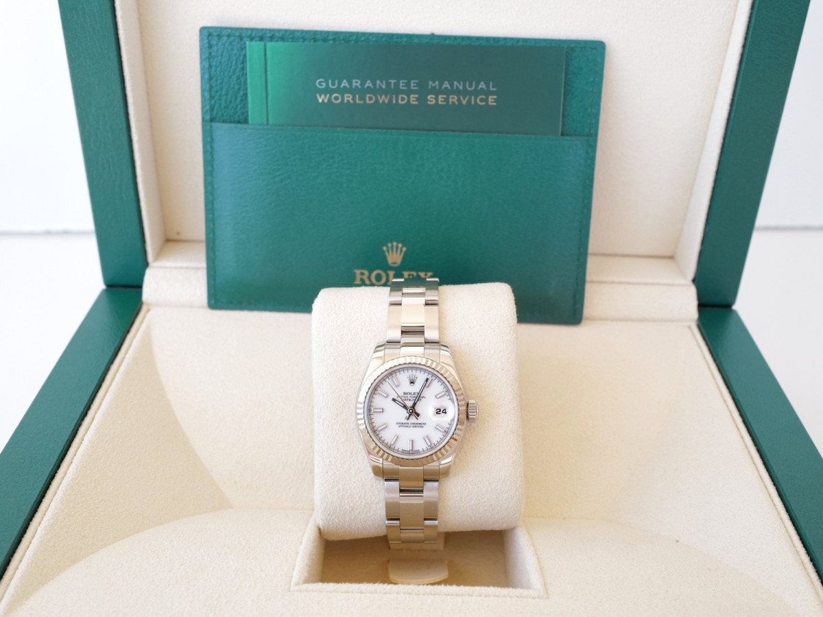 Швейцарський годинник Rolex Lady-Datejust 26 White Dial