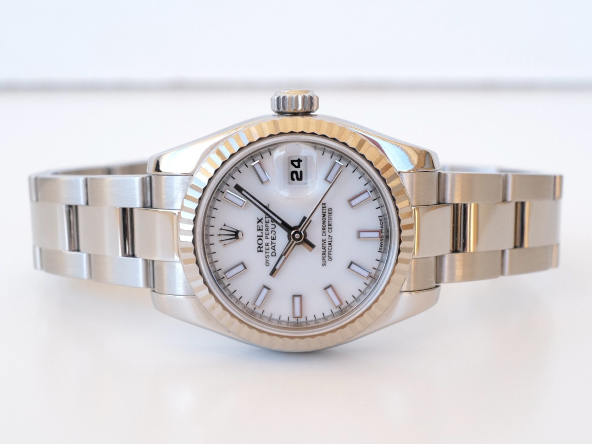 Швейцарський годинник Rolex Lady-Datejust 26 White Dial