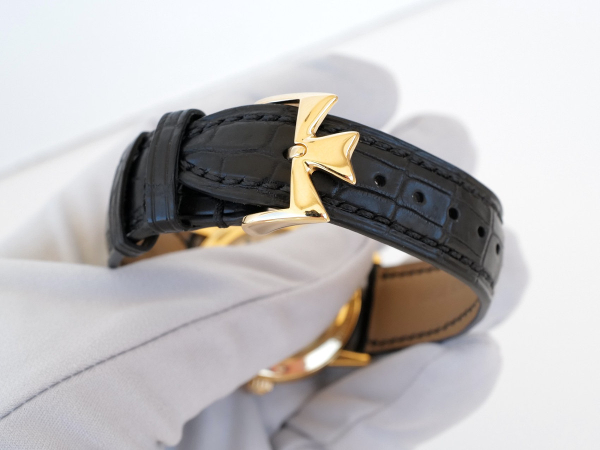 Швейцарские часы Vacheron Constantin Patrimony Power Reserve 18K Yellow Gold 36