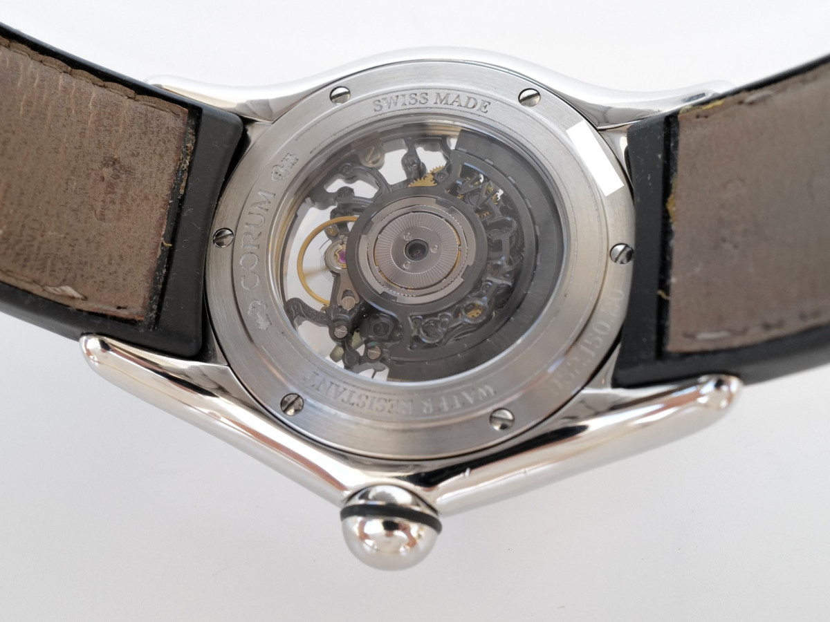 Швейцарський годинник Corum Bubble Black Skeleton 45