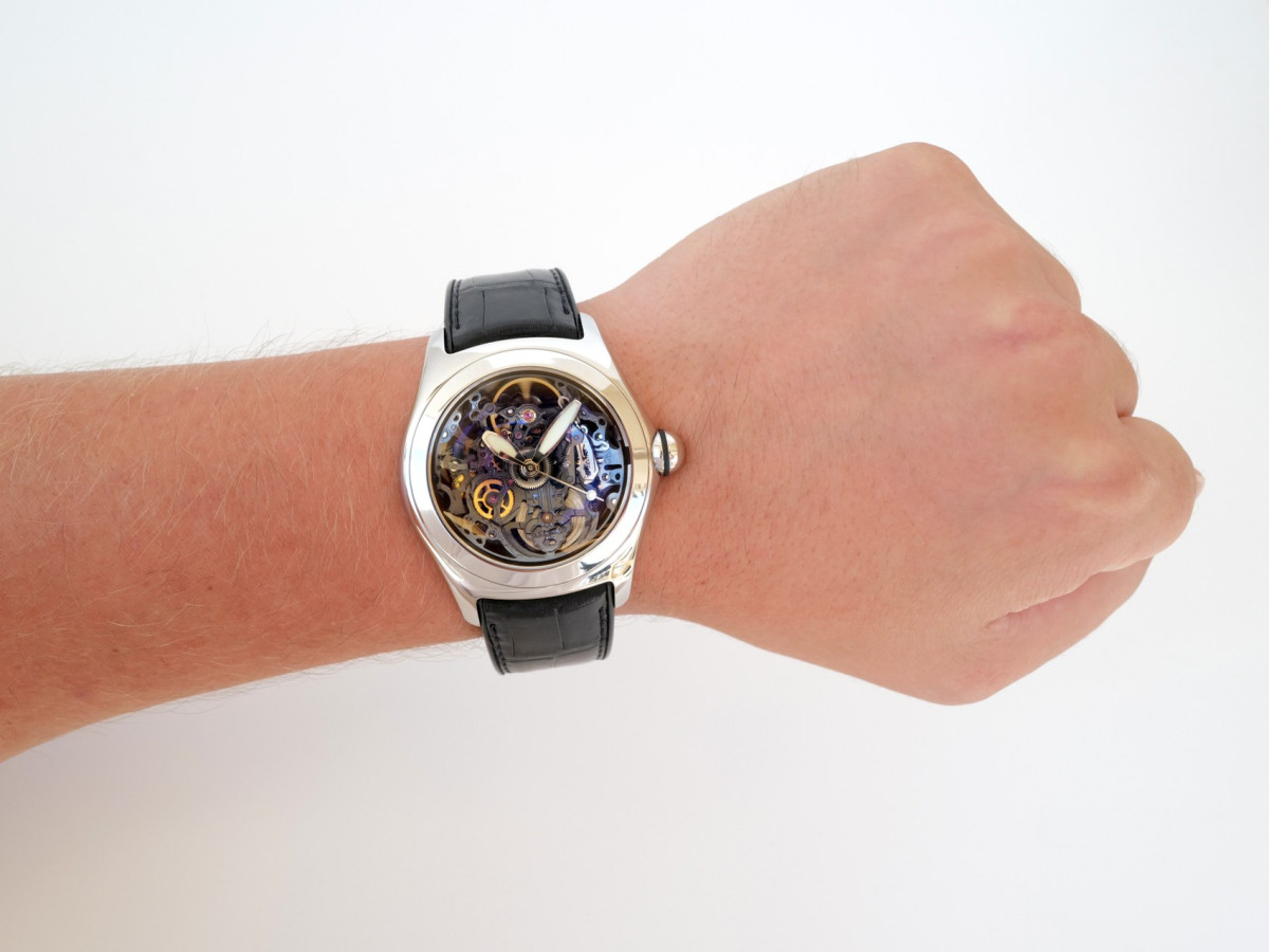 Швейцарський годинник Corum Bubble Black Skeleton 45