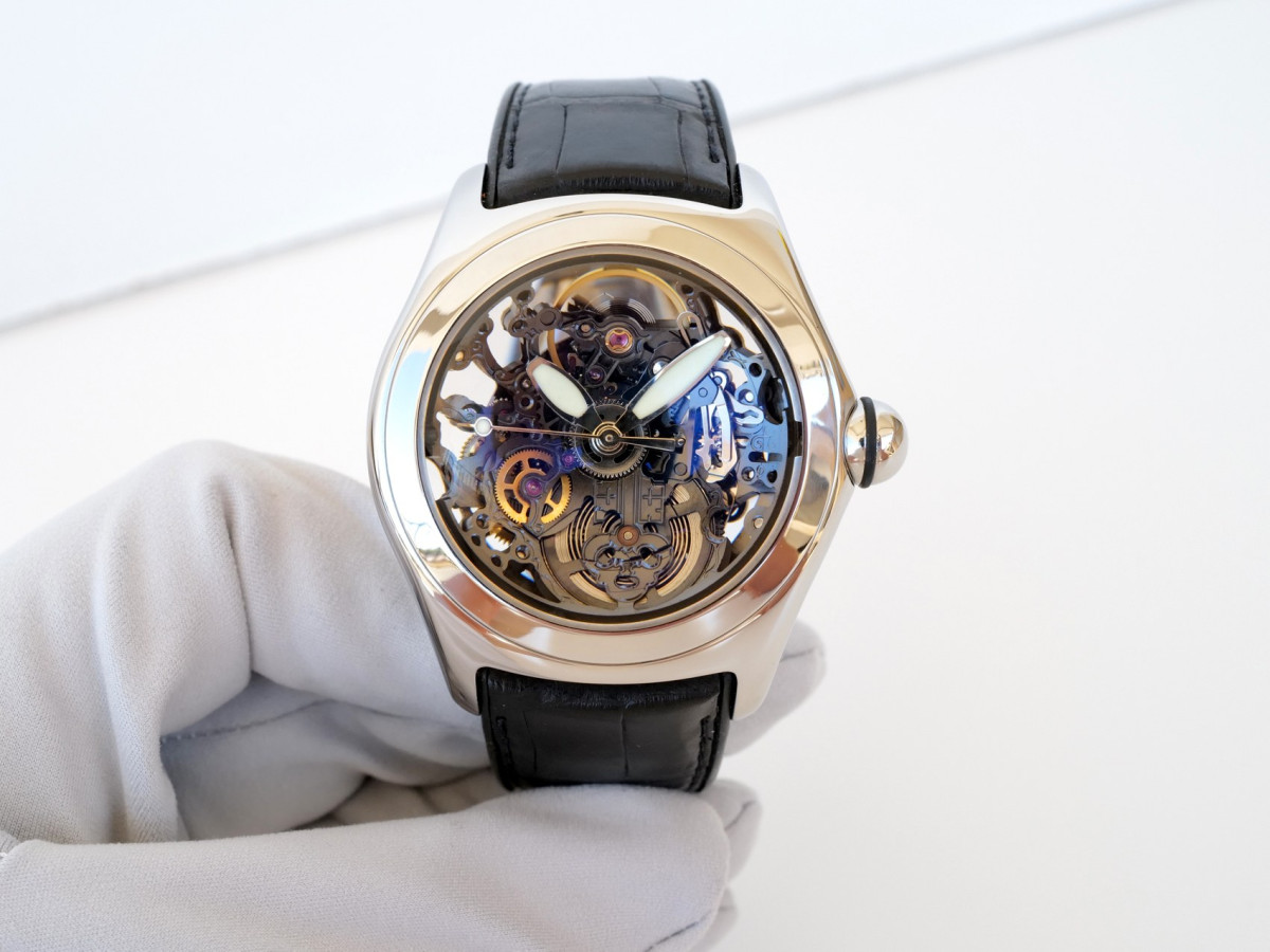 Швейцарський годинник Corum Bubble Black Skeleton 45