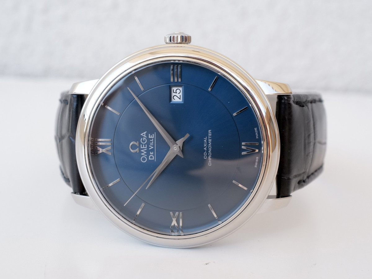 Швейцарские часы Omega De Ville Prestige Blue Dial 40