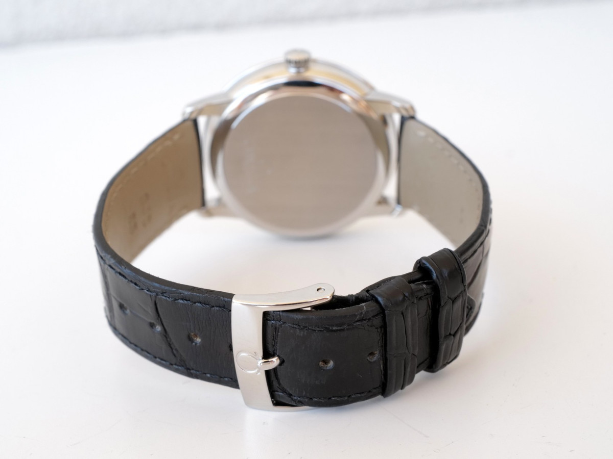 Швейцарские часы Omega De Ville Prestige Blue Dial 40