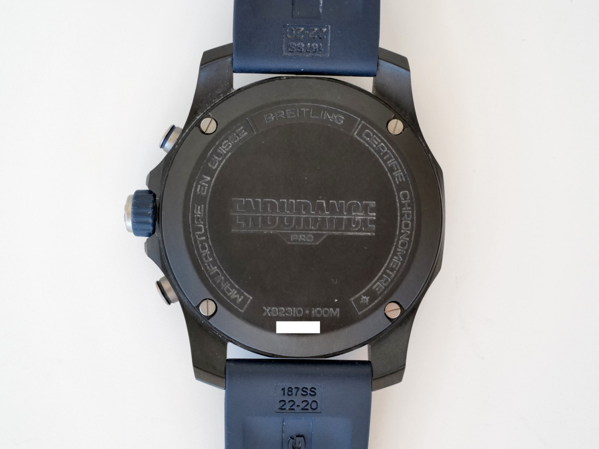 Швейцарський годинник Breitling Professional Endurance Pro 44