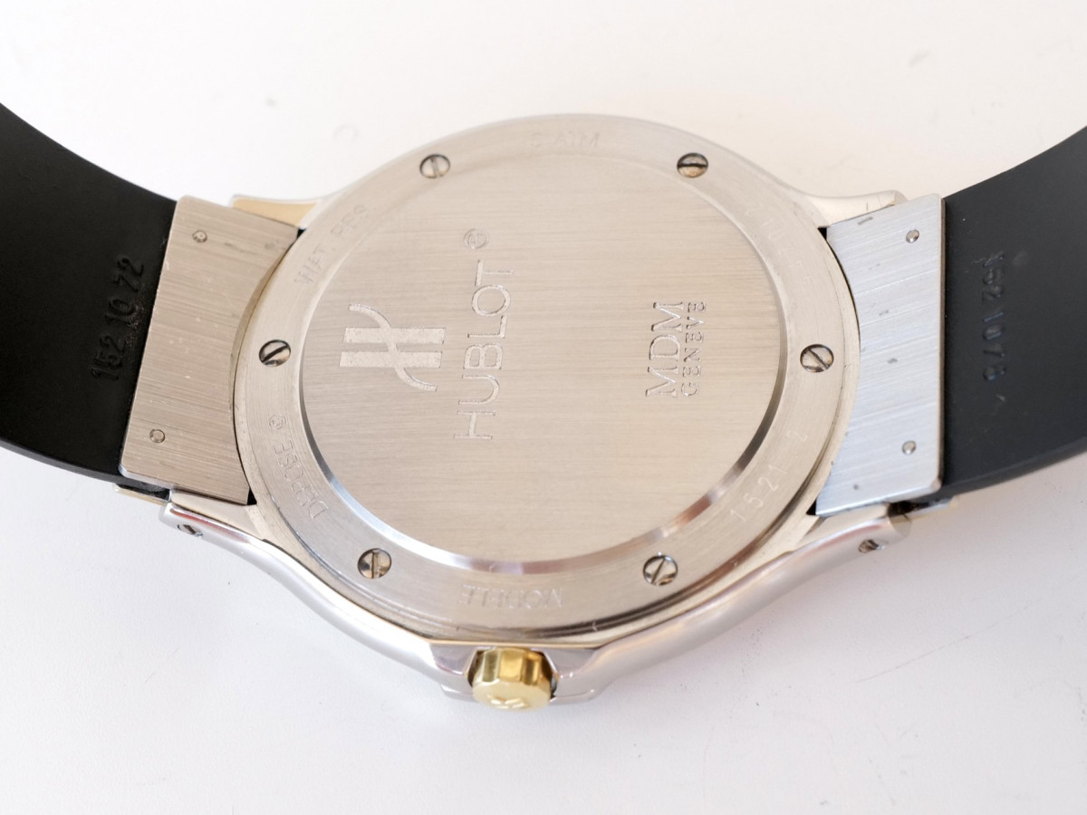 Швейцарские часы Hublot Classic MDM Geneve Quartz Steel 18K Yellow Gold 36