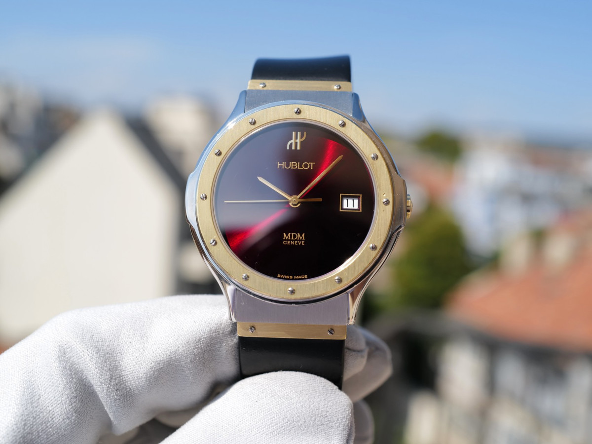 Швейцарские часы Hublot Classic MDM Geneve Quartz Steel 18K Yellow Gold 36