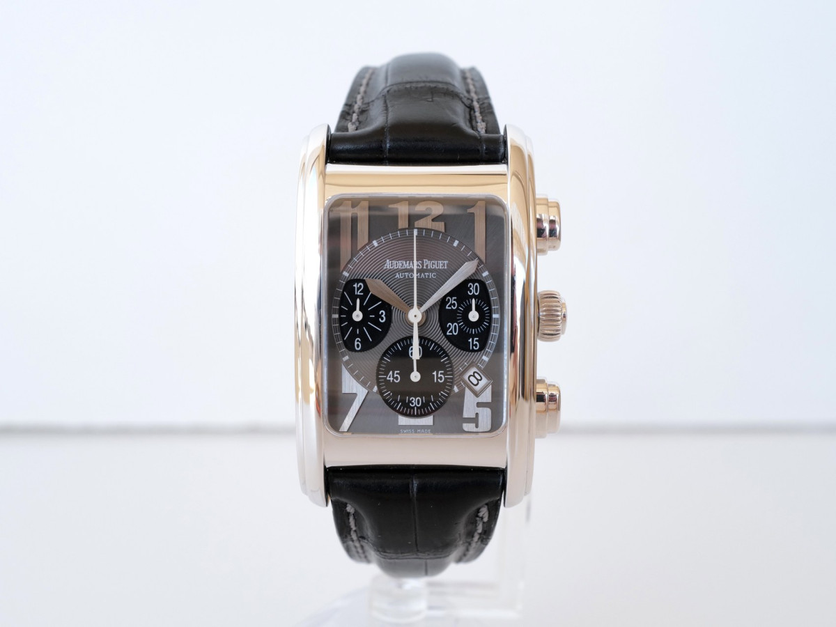 Швейцарские часы Audemars Piguet Edward Piguet Chronograph 18K White Gold