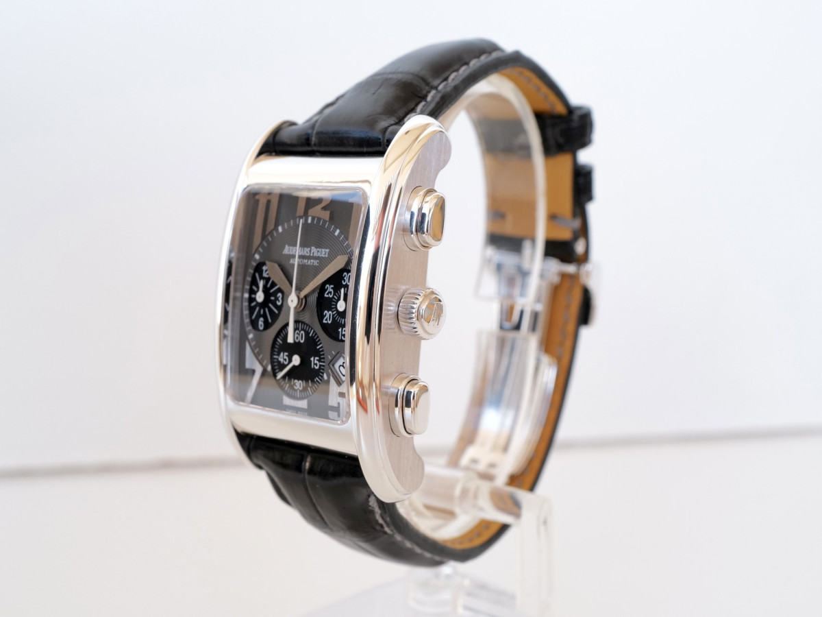 Швейцарские часы Audemars Piguet Edward Piguet Chronograph 18K White Gold