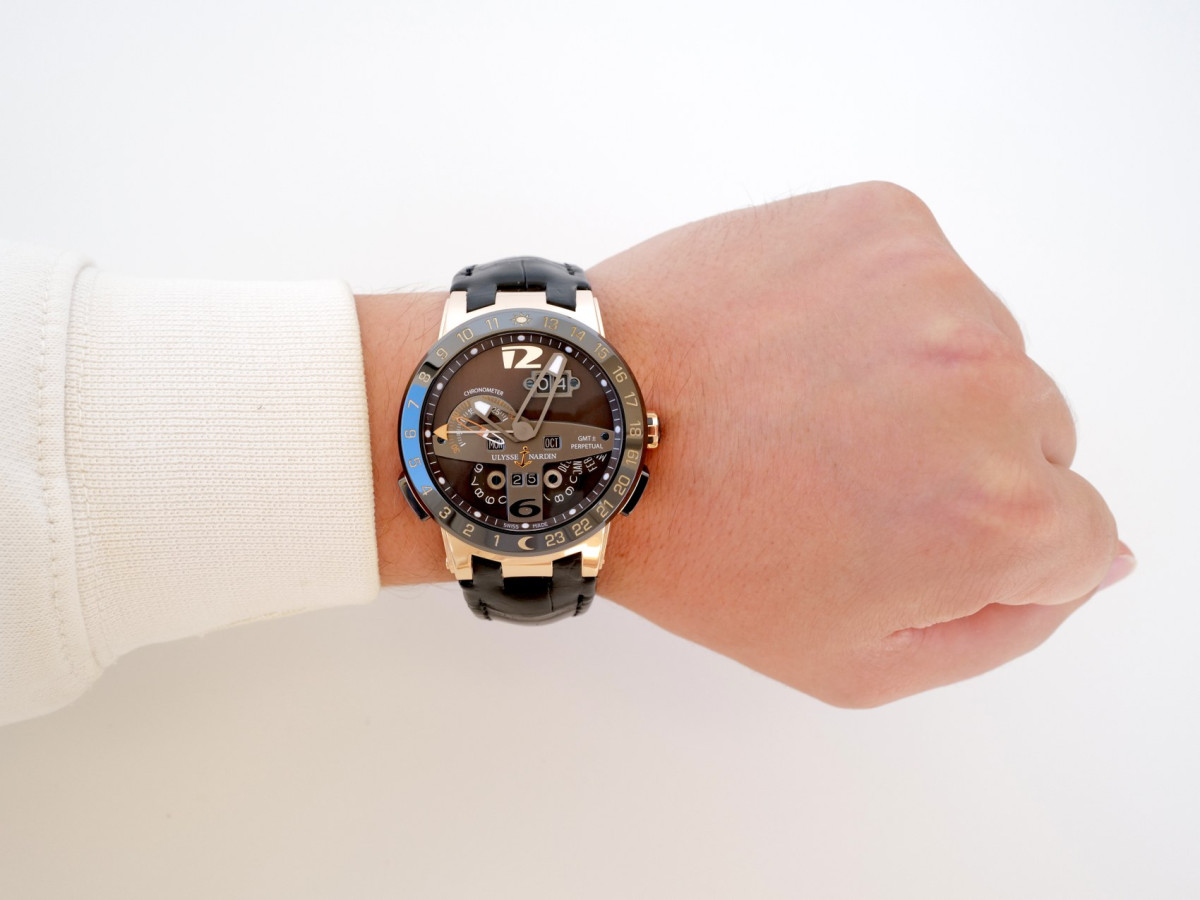 Swiss watch Ulysse Nardin Executive El Toro GMT Perpetual Limited Edition 18K Rose Gold 43