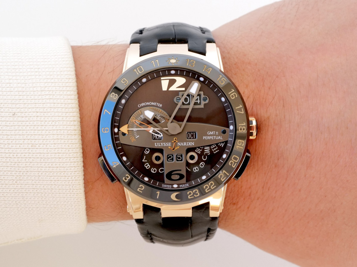 Swiss watch Ulysse Nardin Executive El Toro GMT Perpetual Limited Edition 18K Rose Gold 43