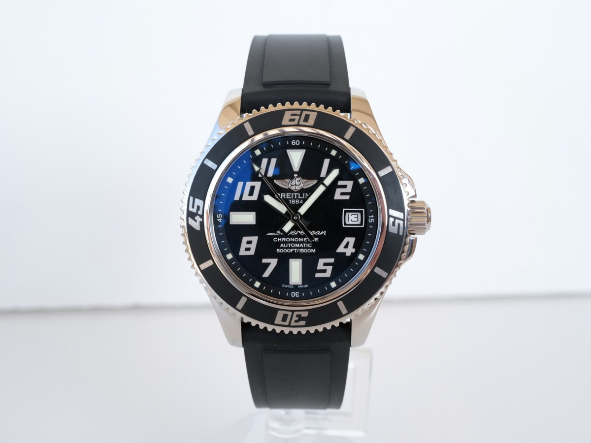 Швейцарський годинник Breitling Superocean 42