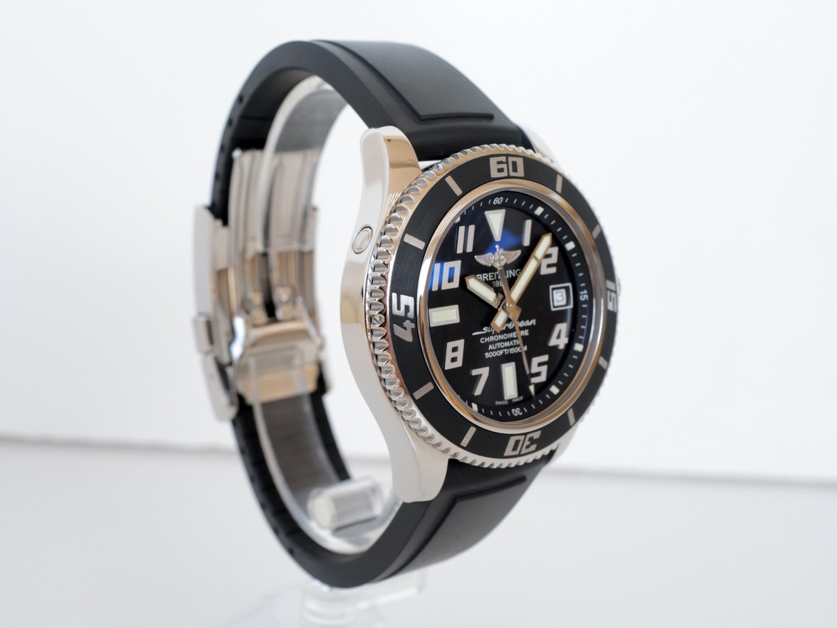 Швейцарський годинник Breitling Superocean 42